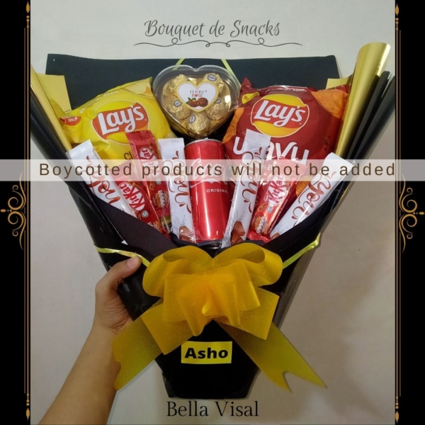 Black and Golden Bouquet with Chocolate and Snacks - Image 5