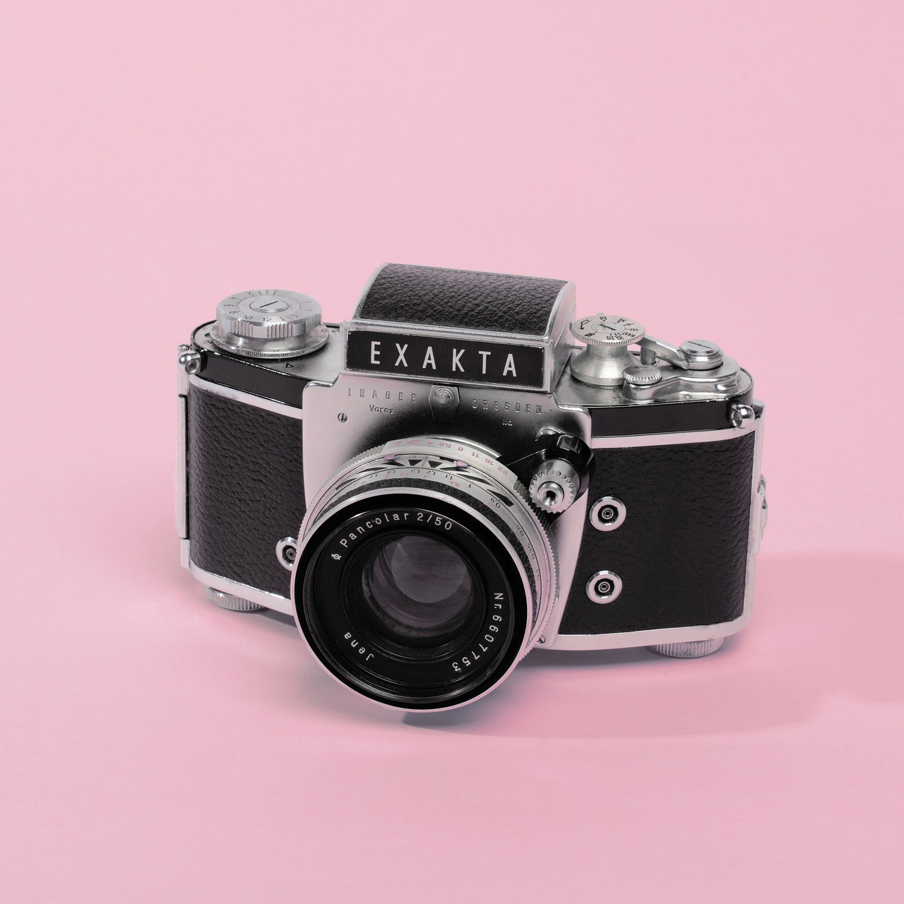 camera, product, pink-5305154.jpg