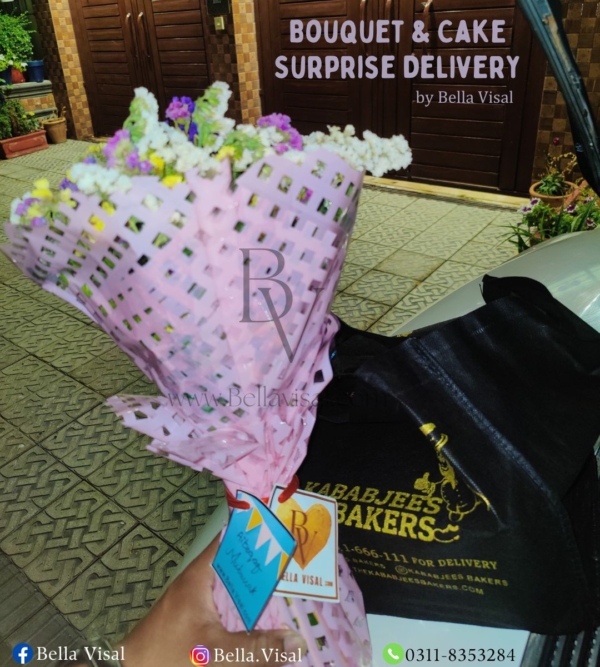 Aitekaf Surprise delivery (Bouquet and Cake) - Image 5